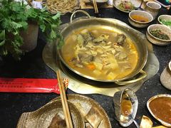 -顶顶汤火牛排火锅·经典铜锅涮肉