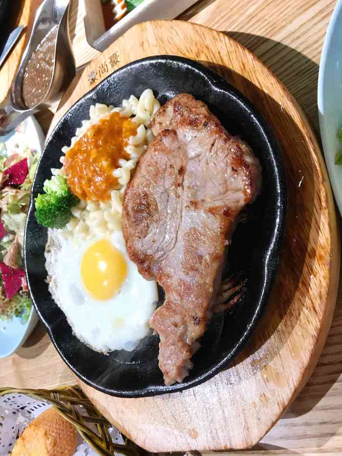 豪尚豪牛排馆(圣熙8号购物中心店)