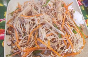 Enoki Mushroom and Pork Rice Bowl