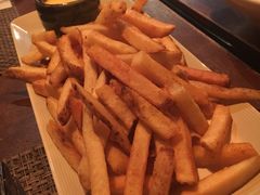 -斯普汇生蚝牛排馆(中骏世界城店)