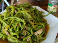 -美顺香食府鱼头老店(雪野湖店)