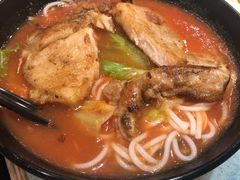 番茄浓汤鸡翅猪扒通粉-华嫂冰室(尖沙咀店)