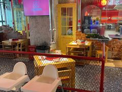 大堂-么肆烤肉·中式自助·烤肉大排档(街道口季佳PAI店)