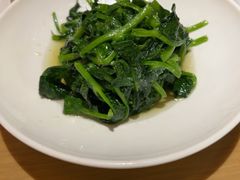 -渝信川菜 · 川味家常菜(财富购物中心店)