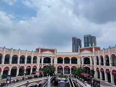 -佛罗伦萨小镇广佛名品奥特莱斯(疏港路店)