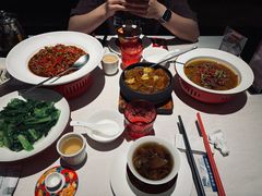 -千百味红餐厅·江西菜(绿地双子塔店)