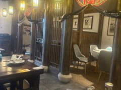 -聚汇三少·龙虾·中餐厅(莫邪路新天地店)