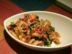-多嘴超级肉蟹煲(杉杉国潮主题店)