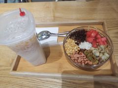 臻白桃胶爽-炖物24章·顺时轻养茶(杭州保利时光里店)