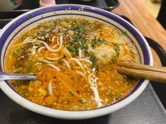 -云阿蛮云南生烫牛肉米线(奉贤路店)