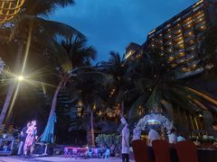 -三亚湾海居铂尔曼度假酒店