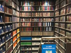 -钟书阁(群光广场店)