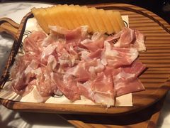 -恰餐厅及酒吧 CHAR Bar & Grill (北京丽都皇冠假日店)