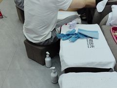 -郑远元专业修脚房(凌兆路店)
