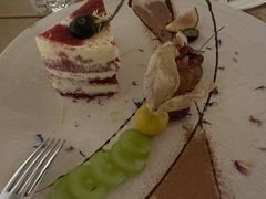 -Mark&Mars Restaurant