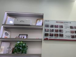 -苗方清颜专业祛痘·皮肤管理