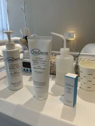 -JNK皮肤管理中心