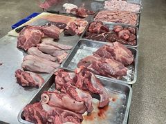-标记美食新鲜猪杂(兴南大道店)