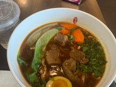 -康师傅私房牛肉面(申虹店)