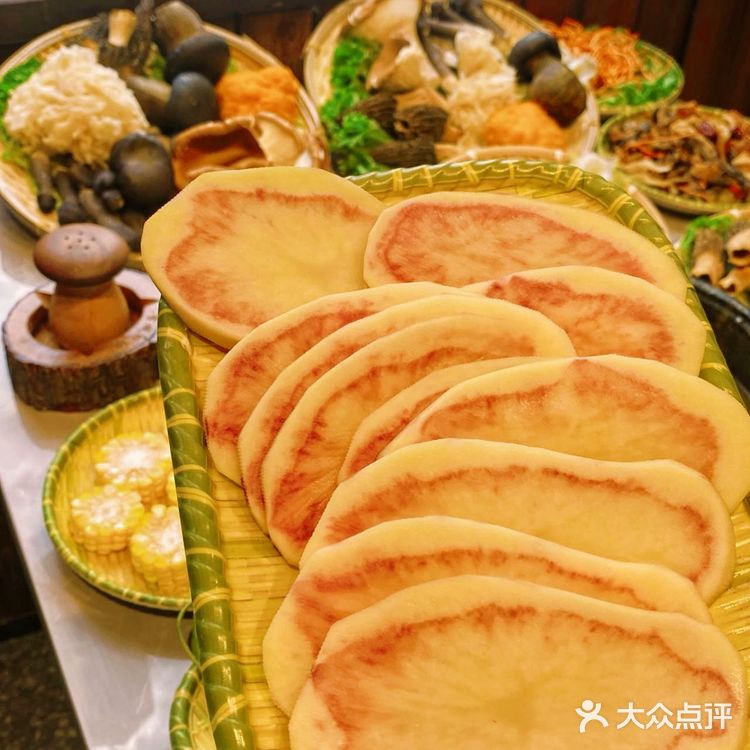 丽江必吃榜TOP1为了这锅鸡汤,我改签了机票