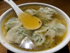 上海大馄饨-金枝玉叶上海人家食府(三里河店)