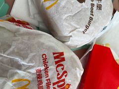 -麦当劳(展览路店)