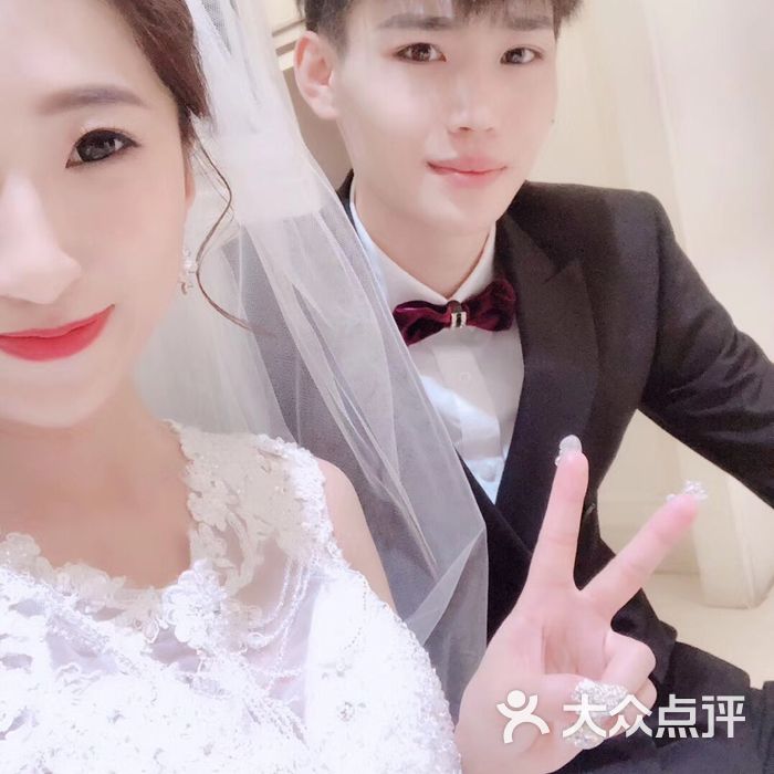 李氏婚纱克丽斯汀国际影城