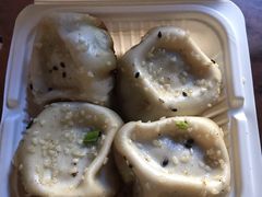 -小杨生煎(金山百联购物中心3楼店)