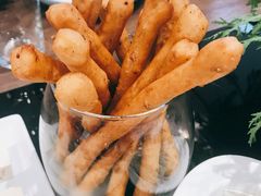 茴香小油条-不老仙金汤虾丸火锅