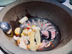 原味原汁锅-鲜潭蒸汽石锅鱼(五道口购物中心店)