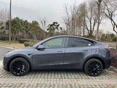 -TESLA 特斯拉(上海太古汇体验店)