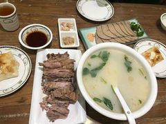 -清真·玛丽亚新疆菜主题餐厅(浙江中路店)