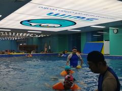 -Swim斯卫姆国际儿童游泳中心(红博中央公园店)