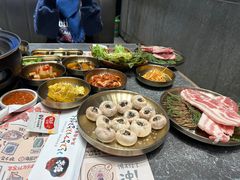 -草家酱蟹炭火烤肉店(珲春南路二店)