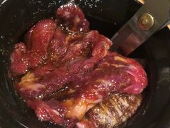 -炼火烤肉店