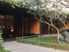 -微热山丘(台北民生公园门市店)