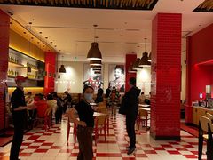 -城市大道红炉披萨烘焙坊