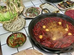 -扎起市井老火锅(乐山总店)