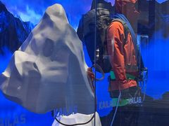 -王府井奥莱临潼小镇(临潼店)