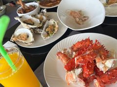 -宝利来国际大酒店-凤凰阁旋转餐厅