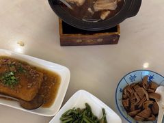 -新峰肉骨茶