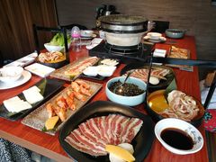 -山之屋炭火烧肉·生啤畅饮(大朗万科中央公园店)