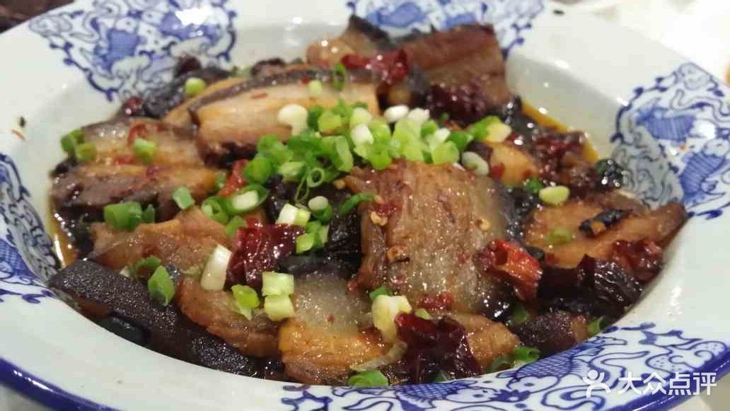 铁板湘西腊肉