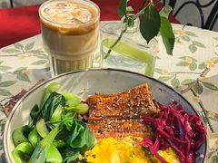 -ommo cafe(半岛城邦店)