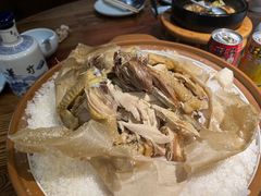 客家古法盐焗鸡-金苑酒家·客家菜·广东老字号(万象店)