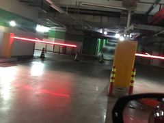 -万象城-停车场