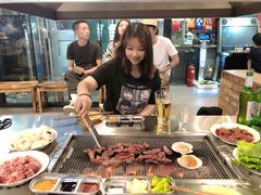 自助取餐区-马路牙子烧烤音乐酒馆(望京店)