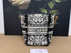-六六奢品·vintage中古·回收二手奢侈品包包手表首饰(环球港店)