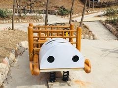 -欢乐松鼠谷