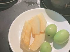 -钱小奴海鲜自助黑金店(杭州滨江龙湖店)